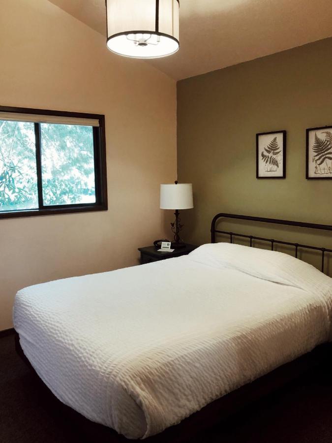 The Smith Creek Village Outdoor Hotel At Silver Falls State Park Sublimity Екстериор снимка