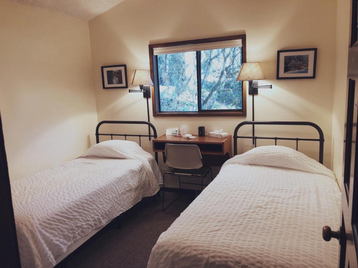 The Smith Creek Village Outdoor Hotel At Silver Falls State Park Sublimity Екстериор снимка