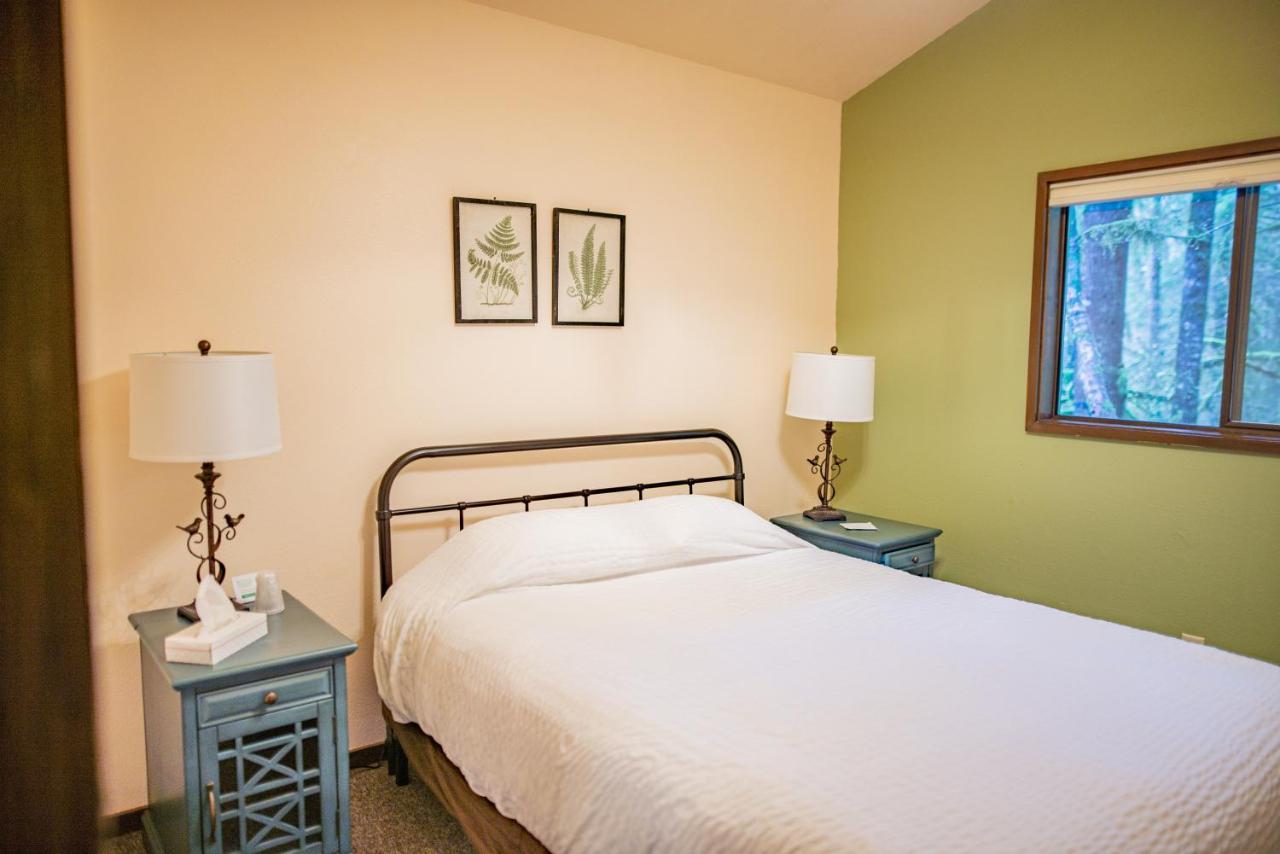 The Smith Creek Village Outdoor Hotel At Silver Falls State Park Sublimity Екстериор снимка